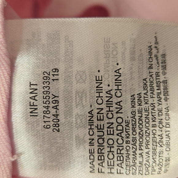 NIKE Dri-Fit Pale Pink Adjustable Swoosh Hat - Picture 8 of 8